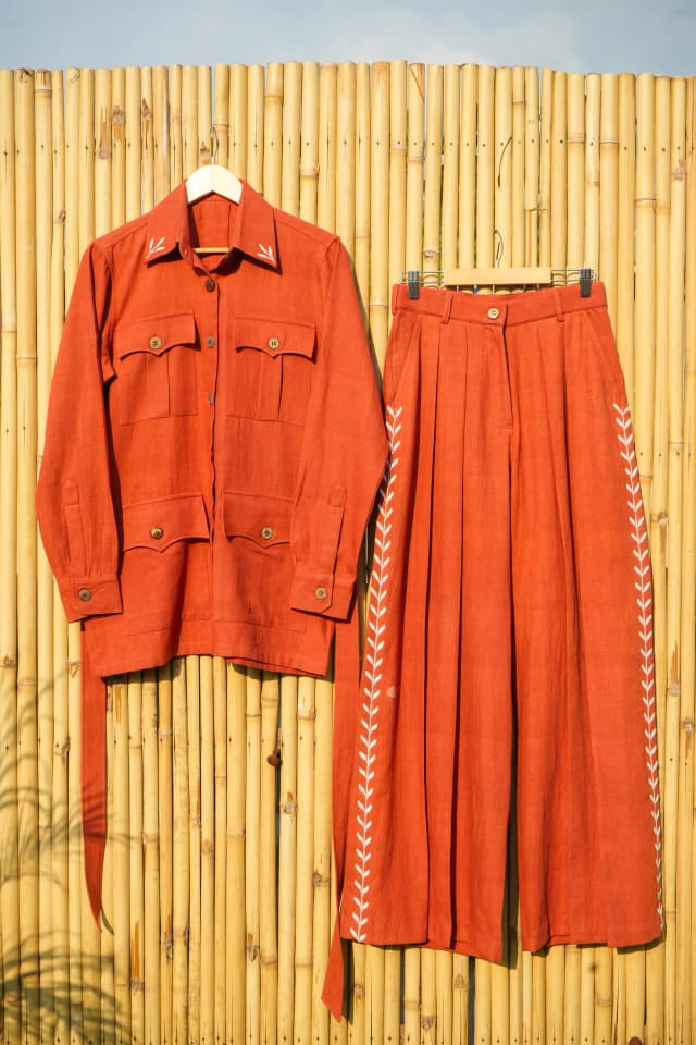 Sandstone Safari Set